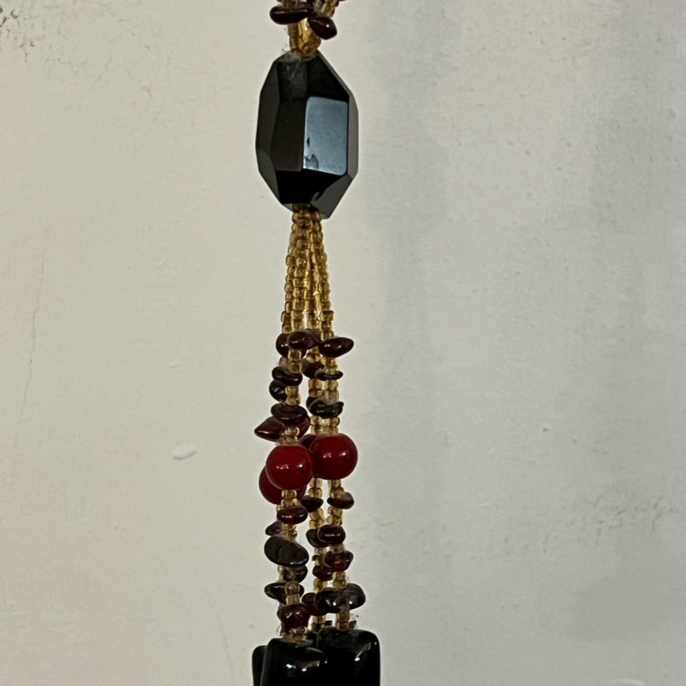 Elegant Black and Red Beaded Necklace